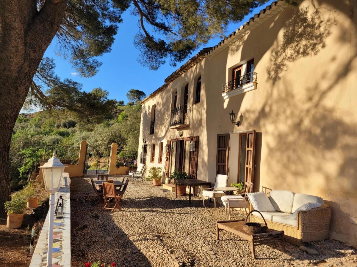 مبيت وإفطار Albuñuelas Cortijo El Pino Retreat المظهر الخارجي الصورة