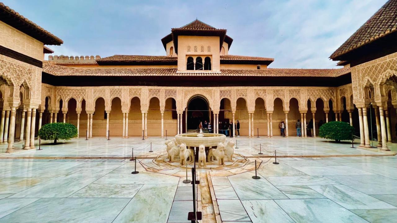 مبيت وإفطار Albuñuelas Cortijo El Pino Retreat المظهر الخارجي الصورة