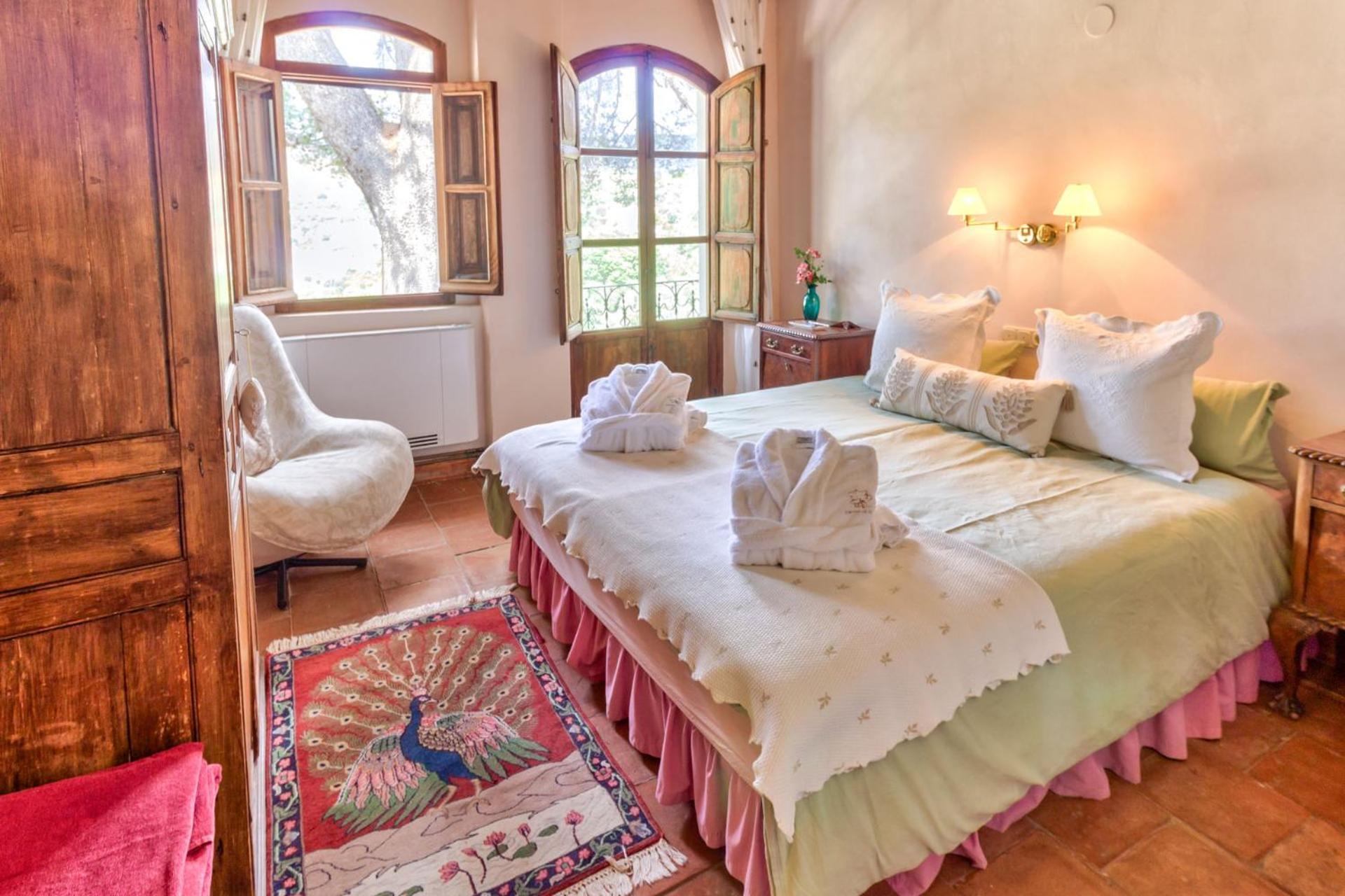 مبيت وإفطار Albuñuelas Cortijo El Pino Retreat المظهر الخارجي الصورة